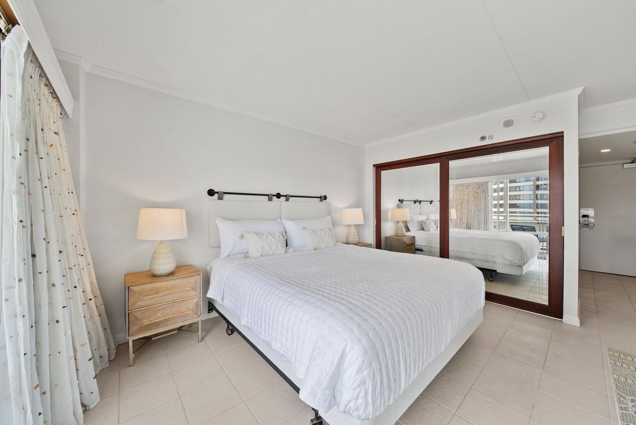 1777 Ala Moana Blvd #1327715P - Photo 7 of 20