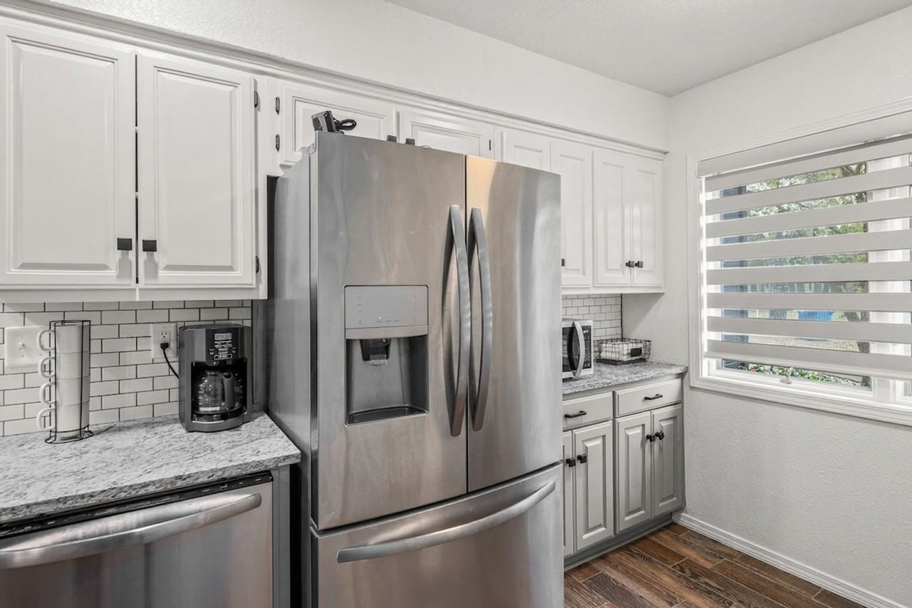 30 Lunsford Ln #1241312P - Photo 7 of 19