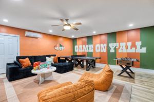 featured image of 2922 Sky Cliff St