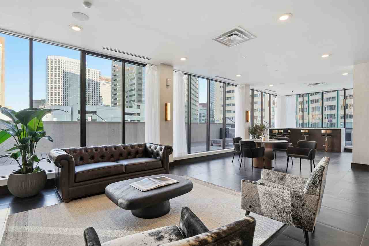 1405 Federal St #1383555P - Photo 3 of 30