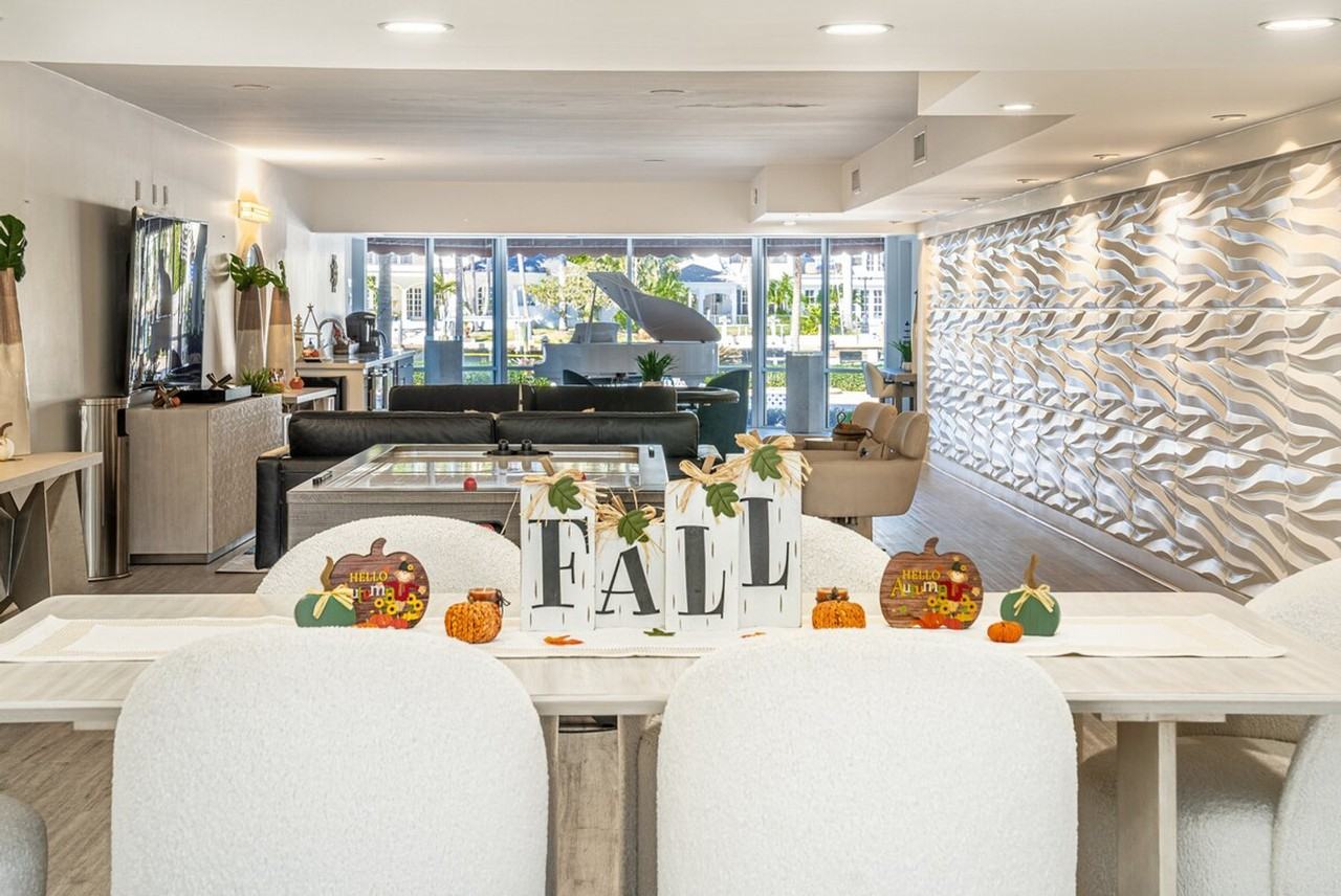 1015 Spanish River Rd #1424309P - Photo 5 of 42