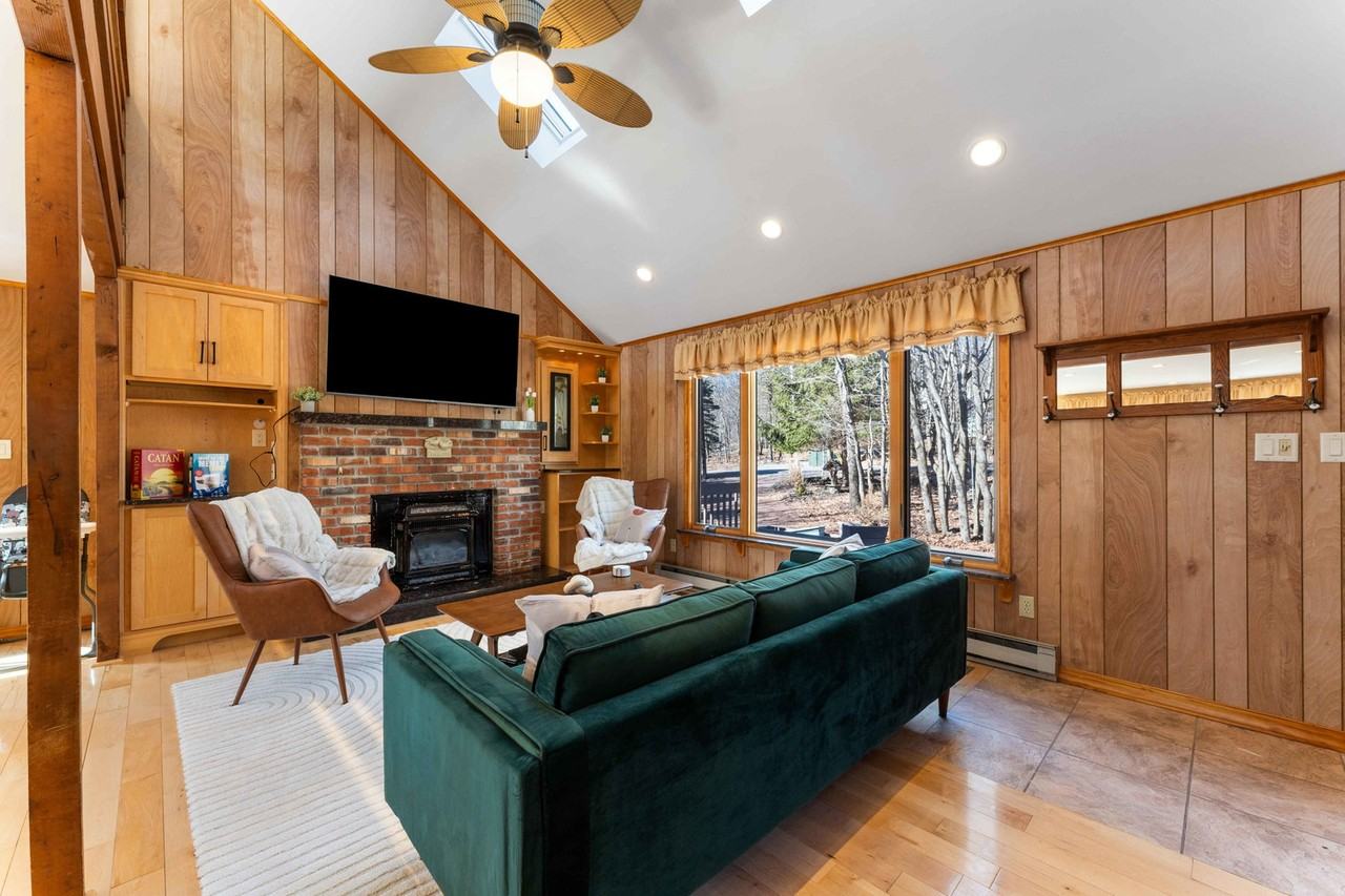 320 Midland Ct #1023344P - Photo 4 of 50