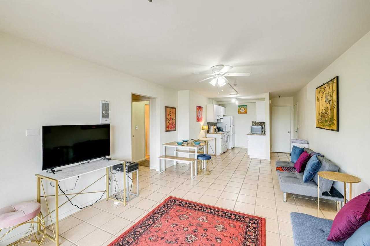 4730 Noyes St #1307735P - Photo 5 of 24