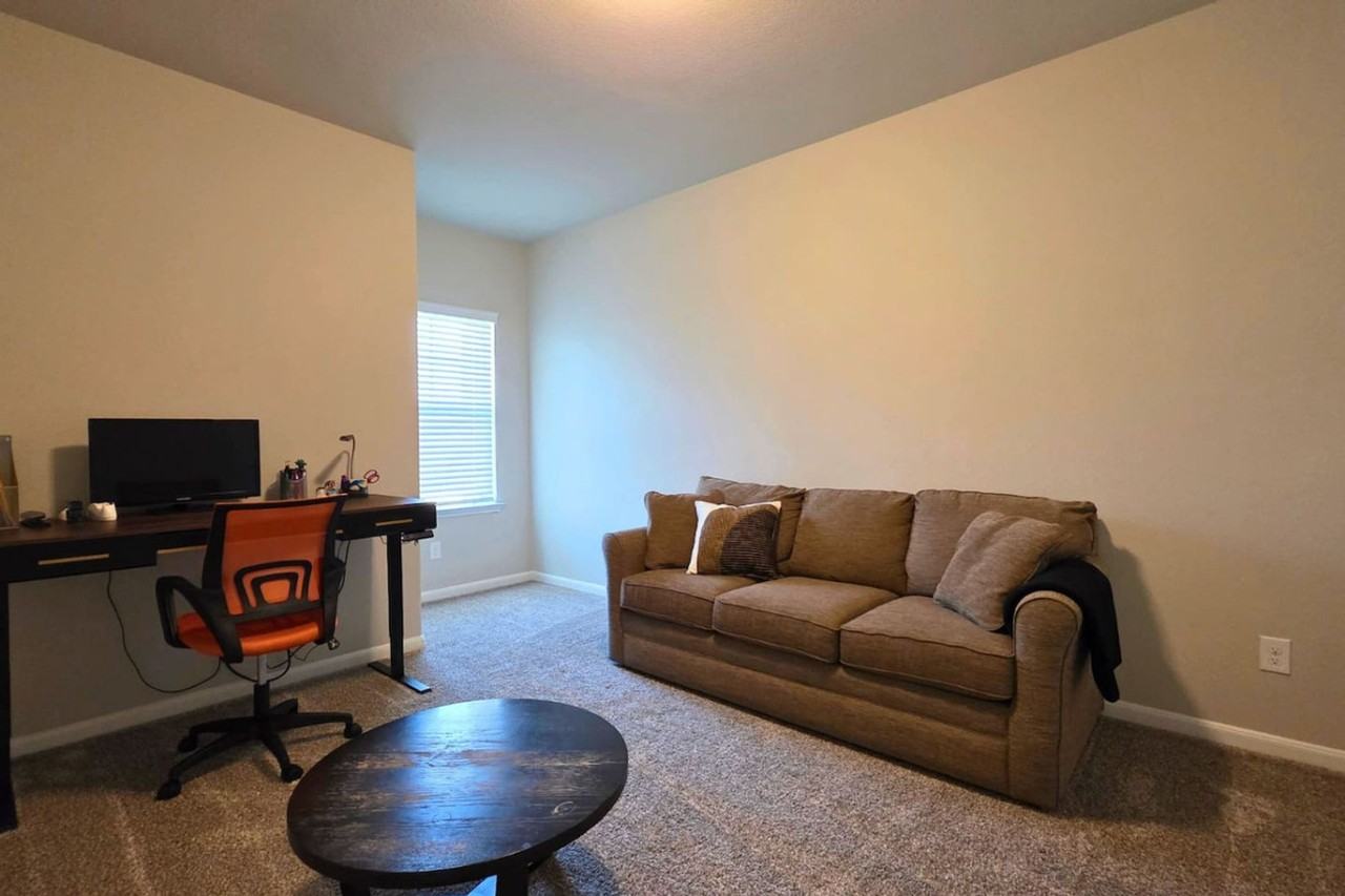 3803 Lancer Cir #1467759P - Photo 6 of 43