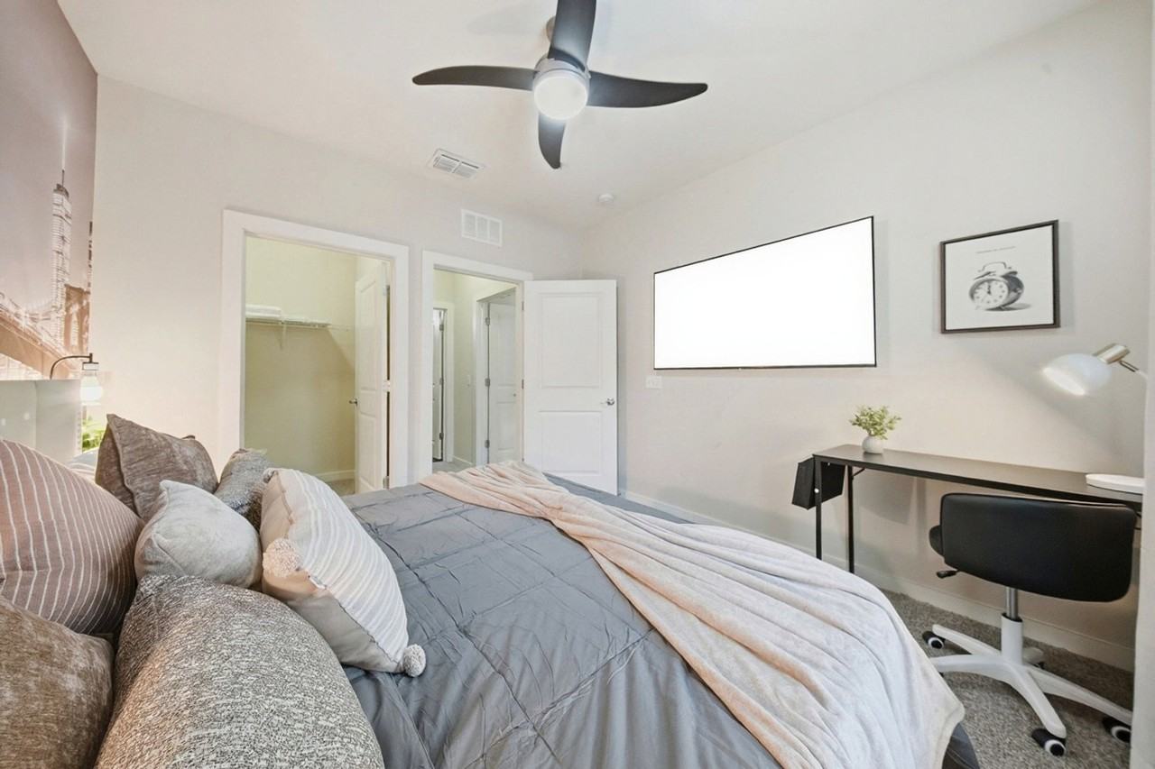 1700 W Cleveland St #1475281P - Photo 6 of 33