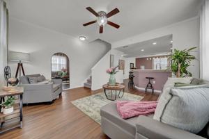 featured image of 10056 Montague St