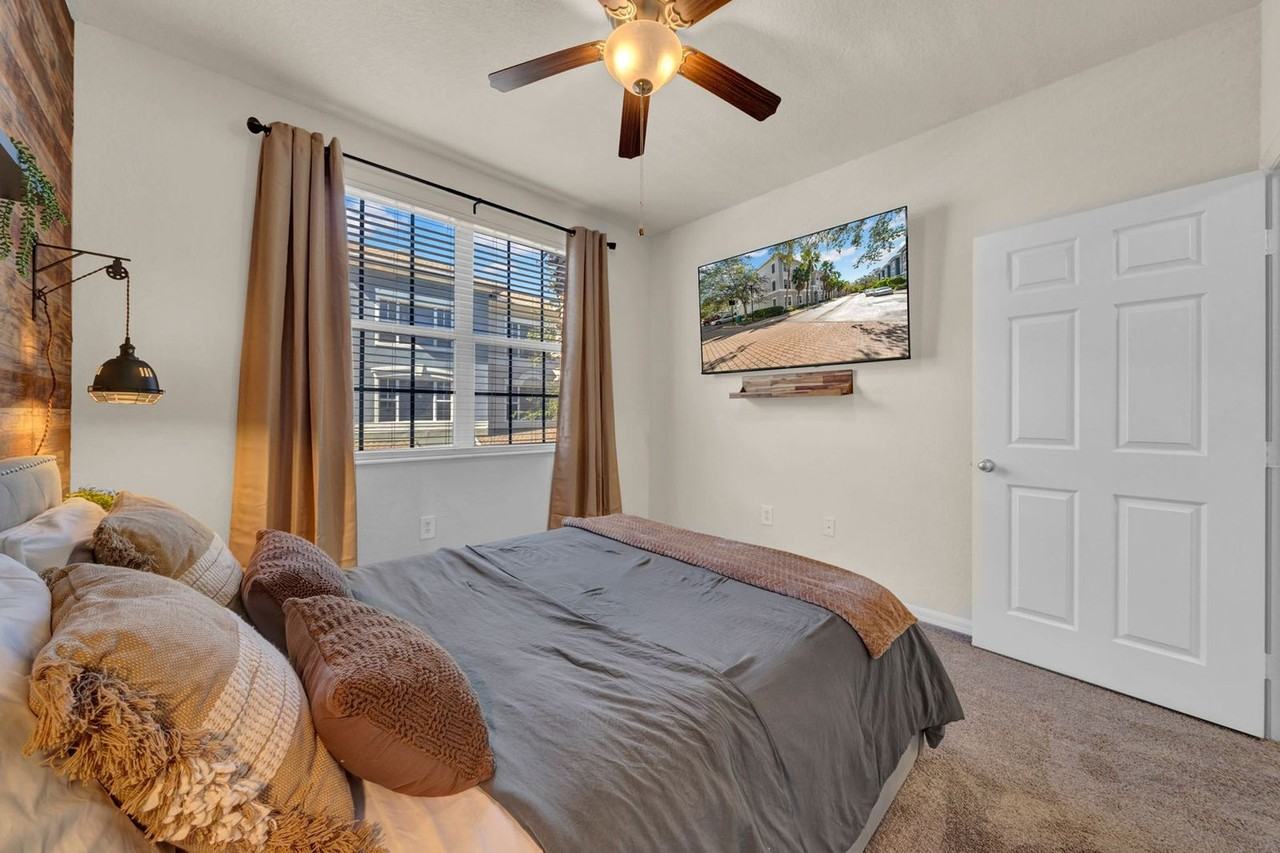 9781 Magnolia Blossom Dr #1475280P - Photo 6 of 46