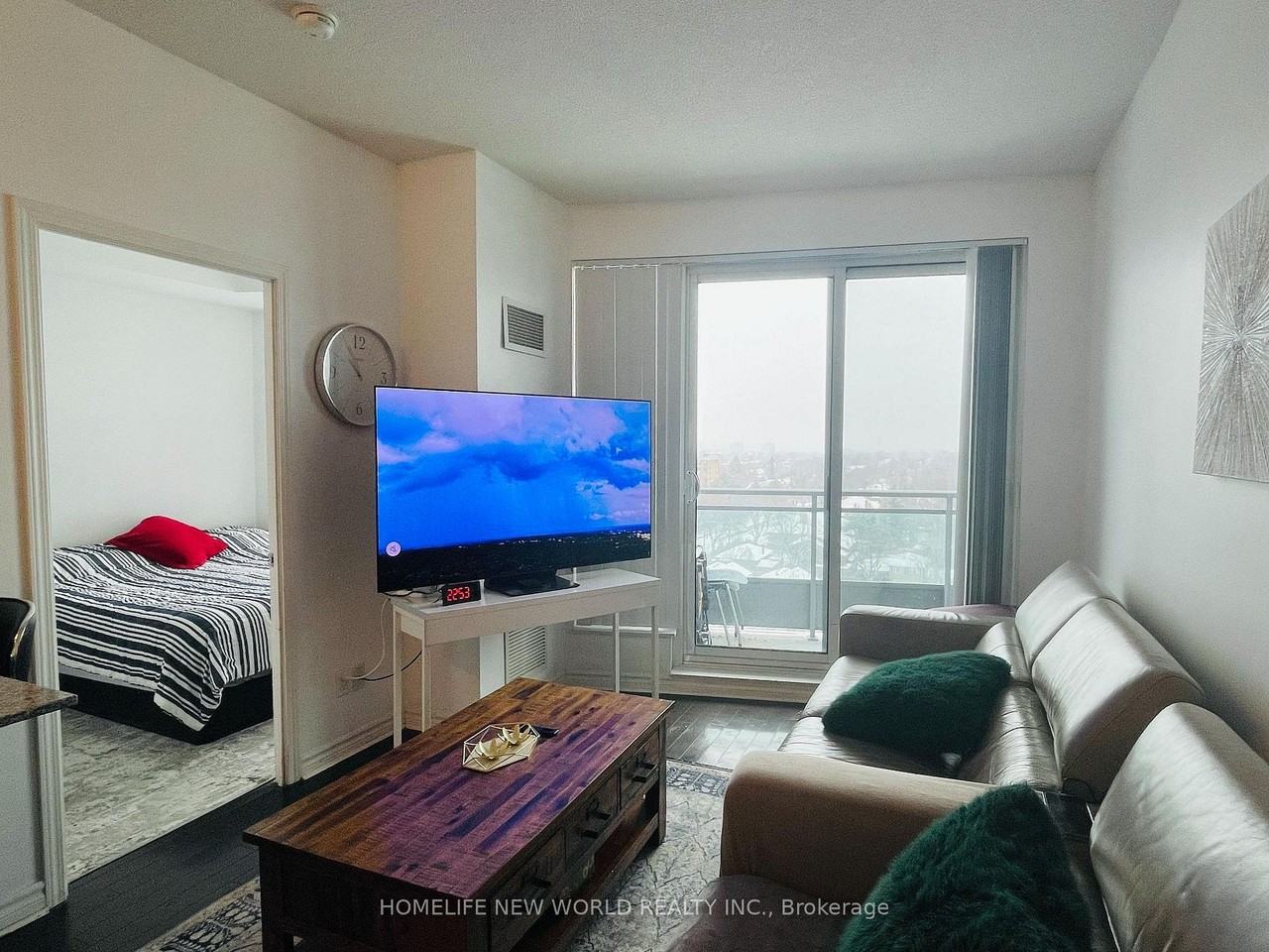 18 Holmes Avenue - Photo 4 of 11