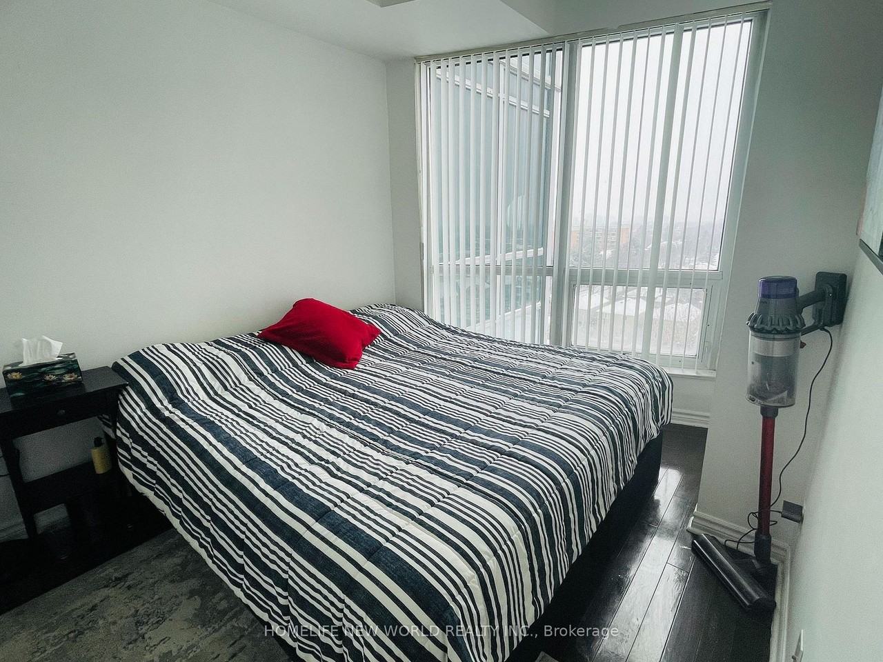 18 Holmes Avenue - Photo 6 of 11