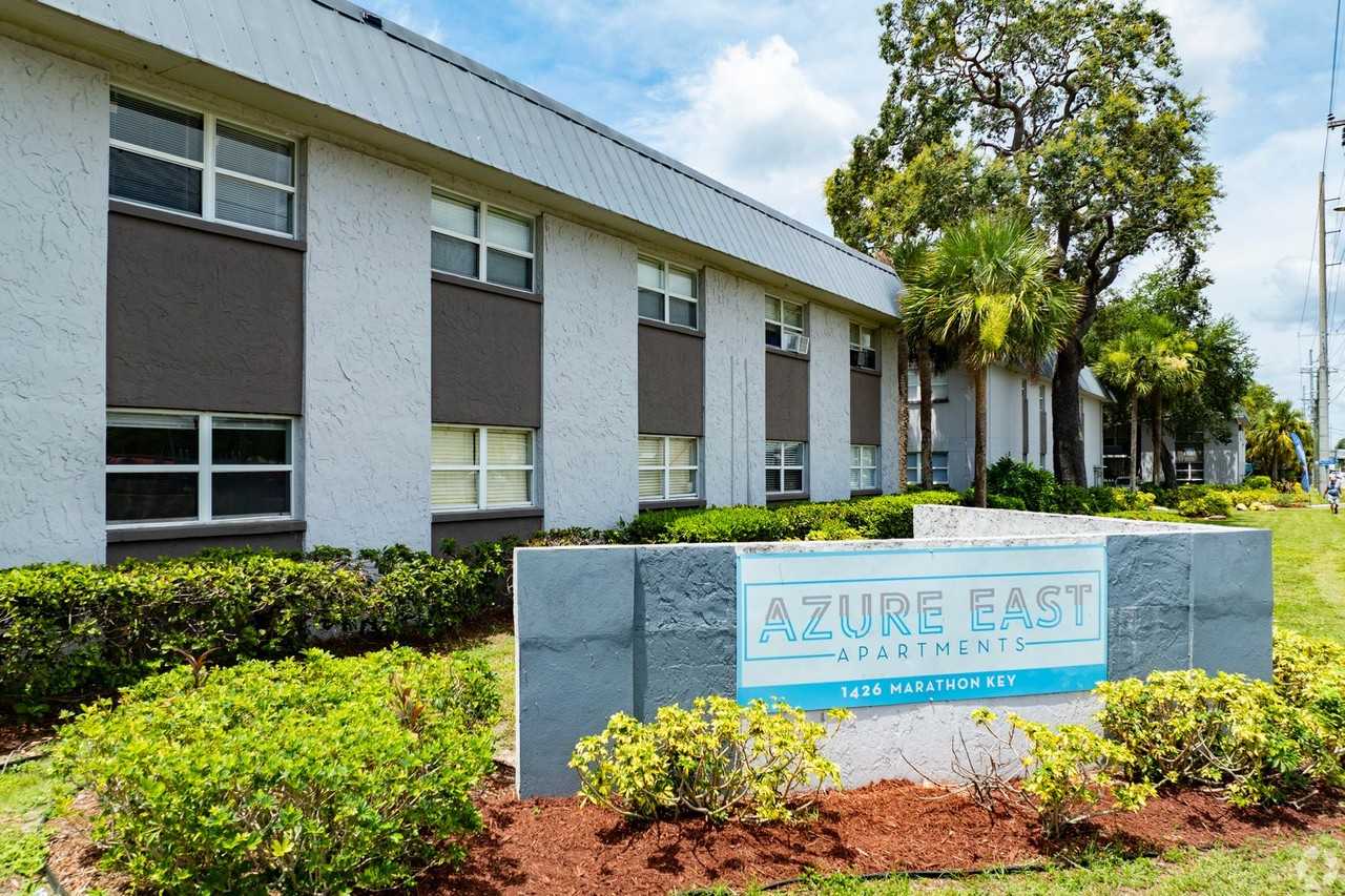 Azure East - Photo 4 of 18