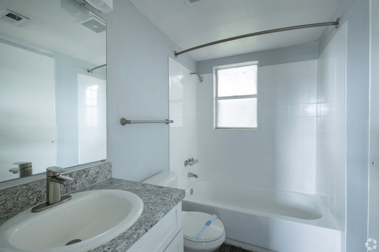 Azure East - Photo 6 of 18