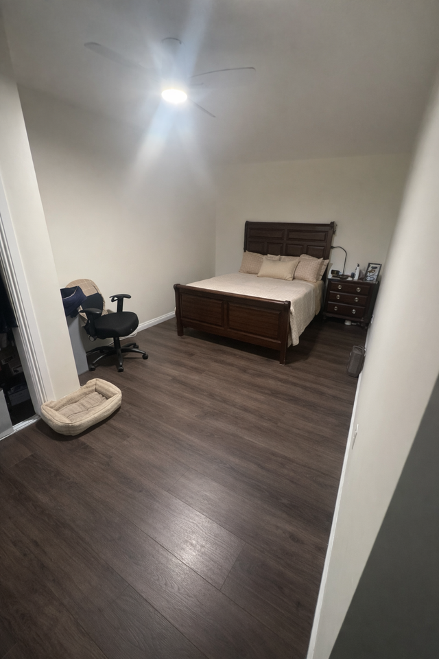 160 West 49th Street - Photo 3 of 7