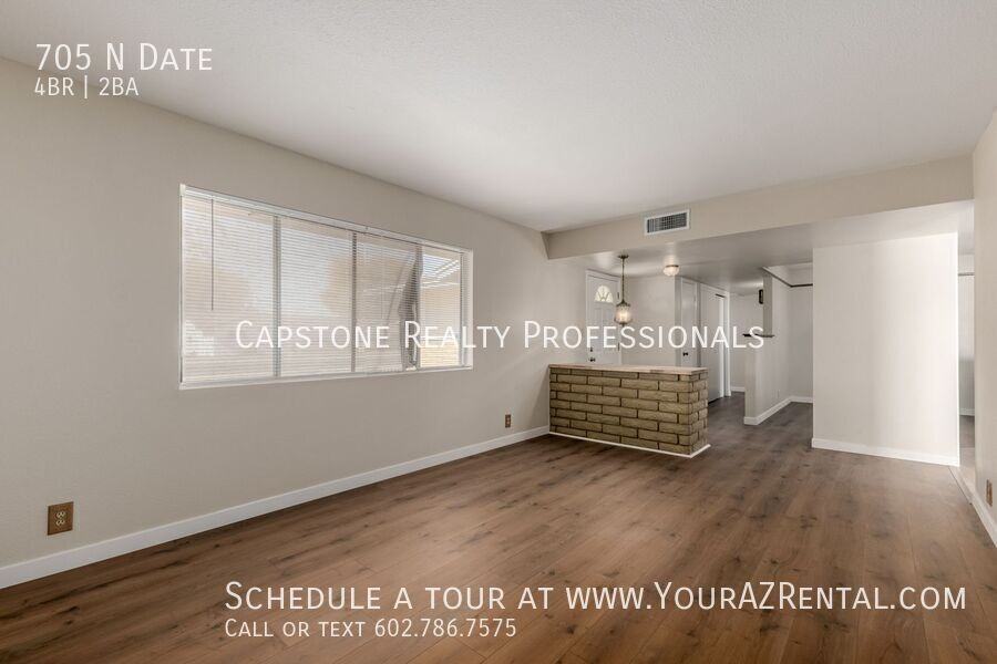 705 N Date - Photo 3 of 17