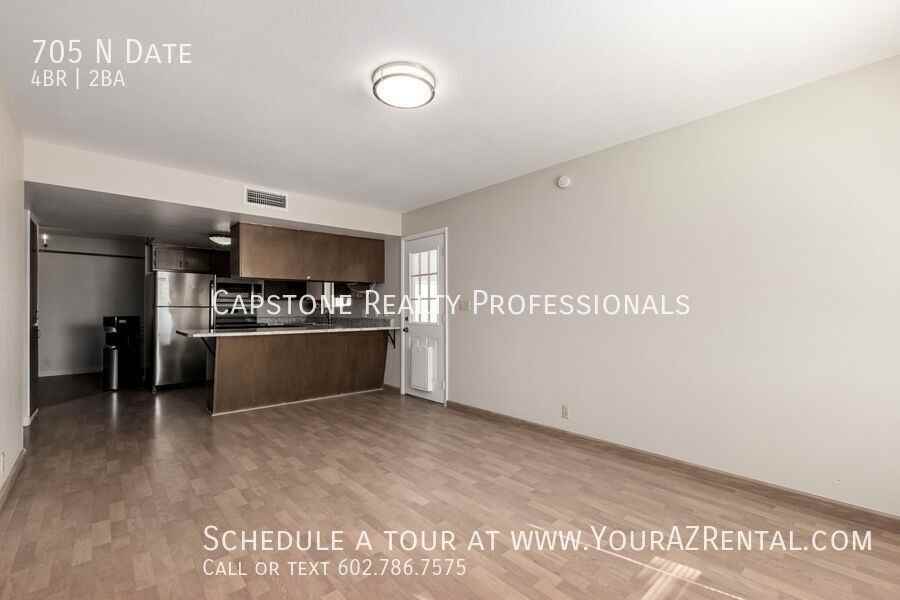 705 N Date - Photo 4 of 17