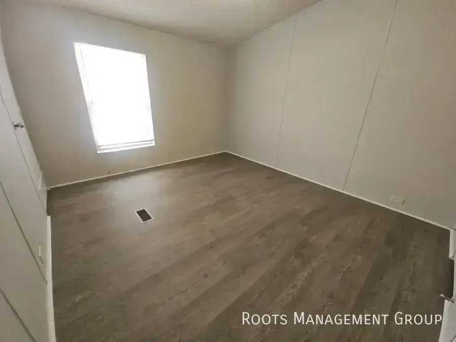 29 Queen Ave #29QA - Photo 7 of 18