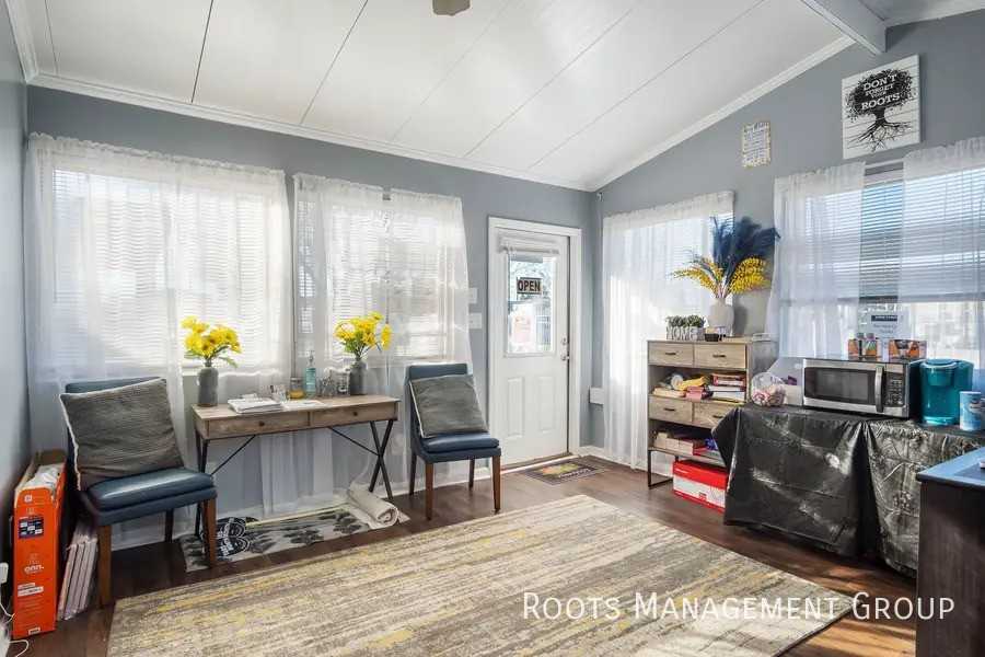 3551 Napier Field Rd #B20 - Photo 3 of 7