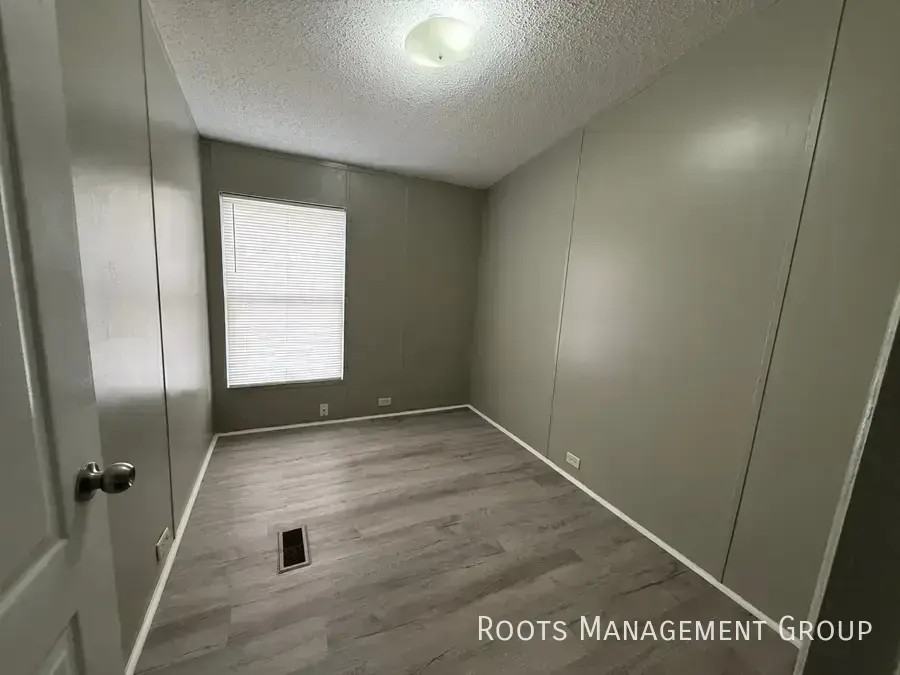 13 Imperial Ave #13IA - Photo 6 of 15