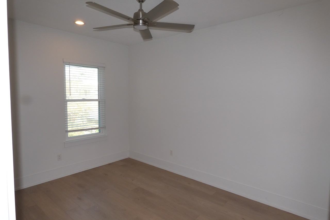 2717 14th Street North - Photo 7 of 16