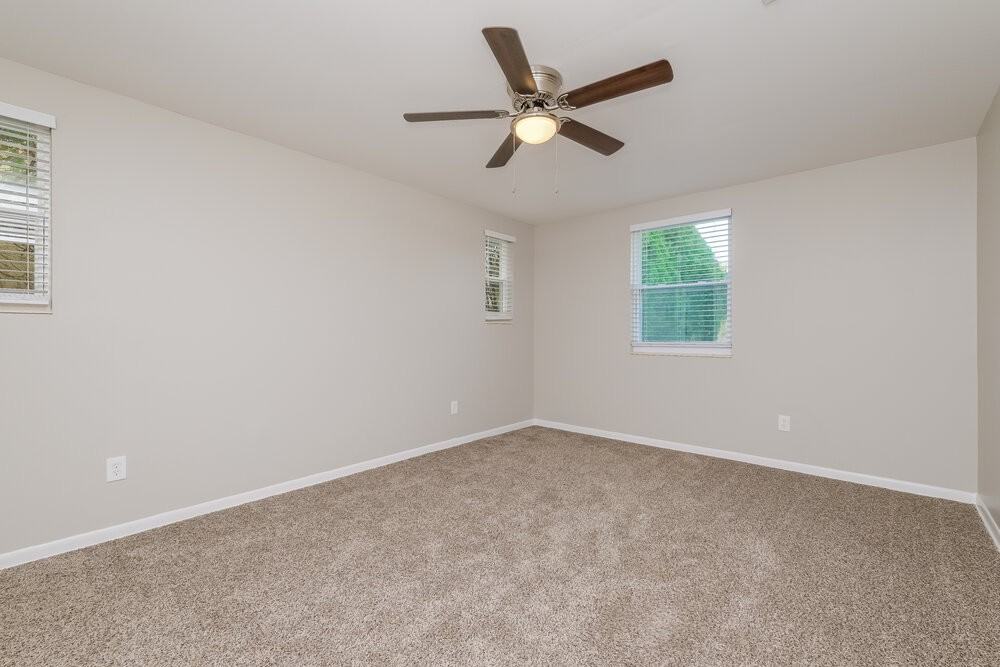 9499 Hayes St - Photo 7 of 16