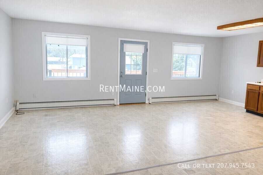 28 Congress St #4 - Photo 4 of 13