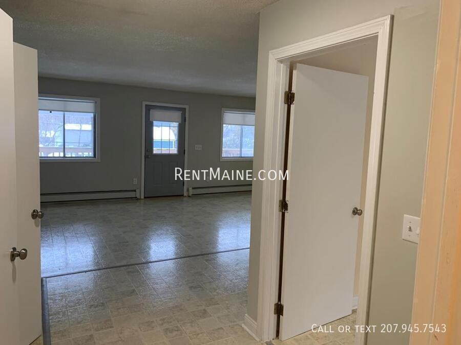 28 Congress St #4 - Photo 7 of 13