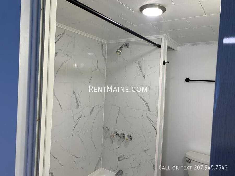 1084 School St #2 - Photo 6 of 11