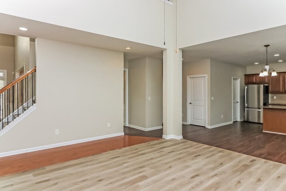 2589 Adams Park Ln - Photo 7 of 17