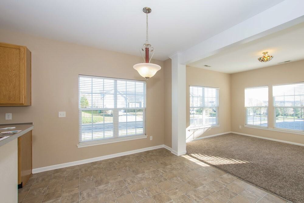 7205 Sandown Ct - Photo 6 of 19