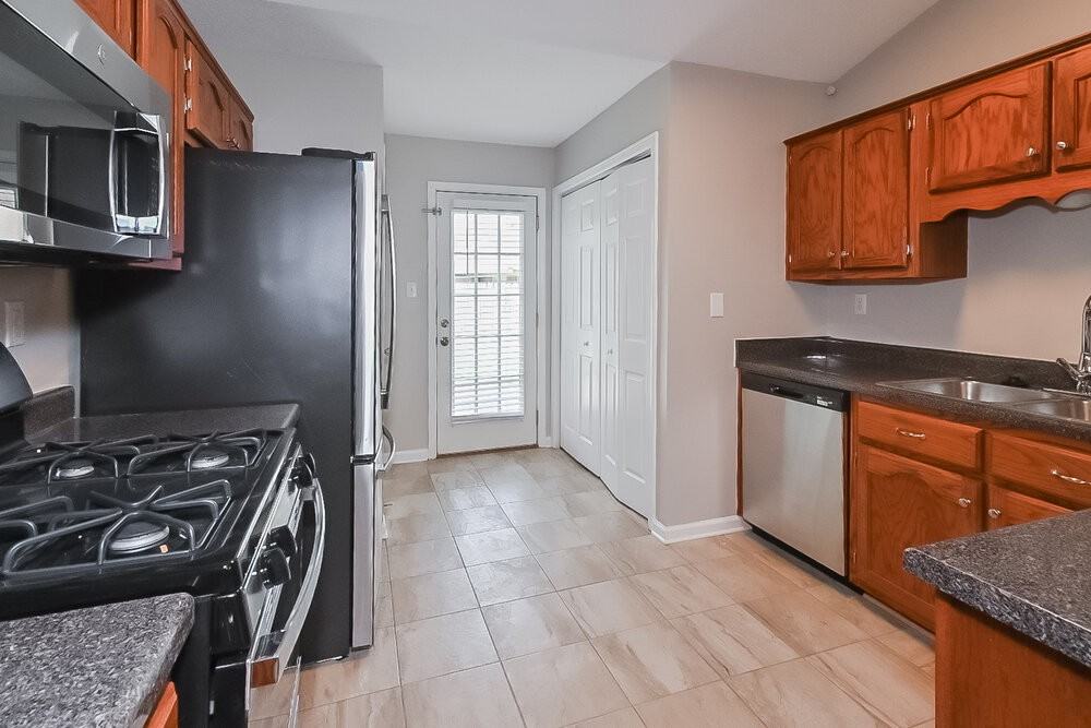 10630 Pecan Vw - Photo 7 of 16