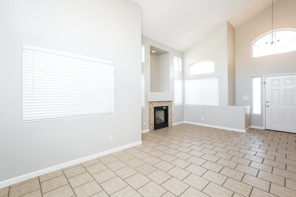 5212 Standing Rock Pl - Photo 4 of 17