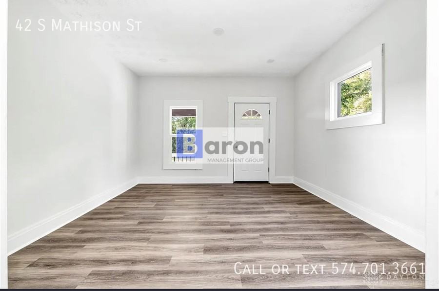 42 S Mathison St - Photo 7 of 17