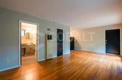755 Saint Charles Ave Ne #10 - Photo 4 of 14