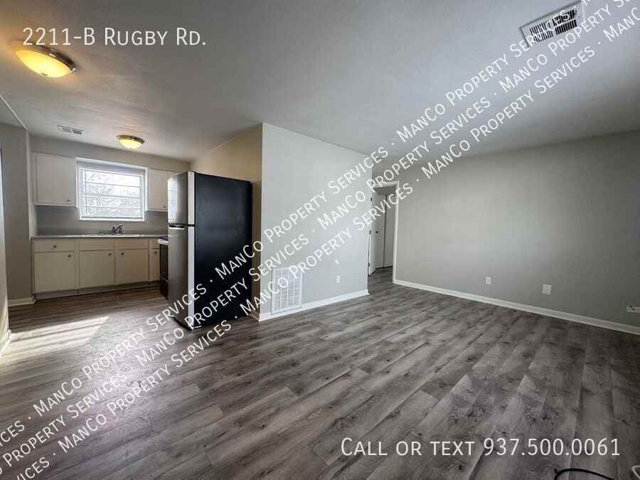 2211 Rugby Rd Apt B - Photo 6 of 11