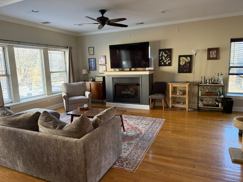 1215 W Sunnyside Ave #1 - Photo 3 of 29