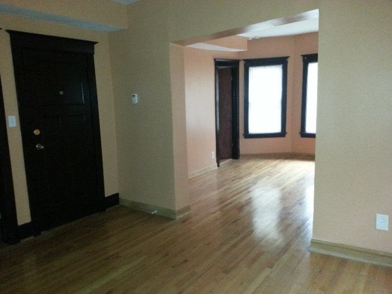 300 N Lockwood Ave #2 - Photo 2 of 7