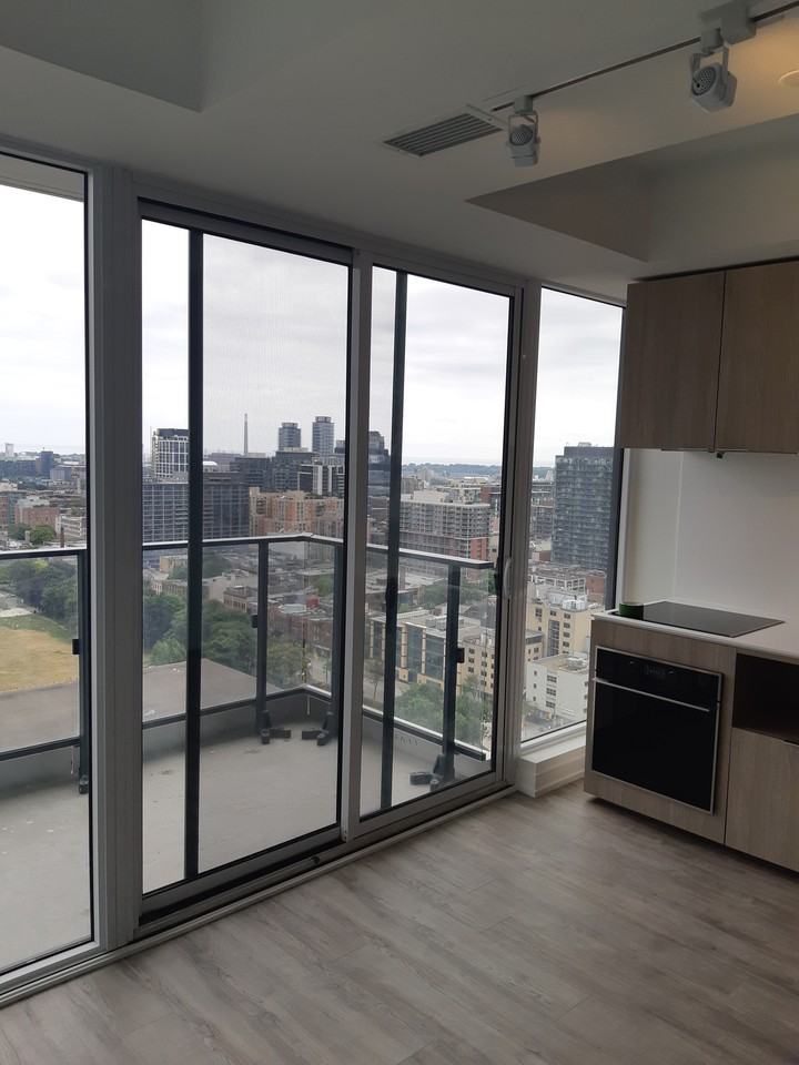 77 Shuter Street #2607 - Photo 3 of 15