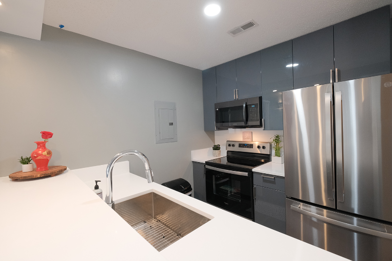 1241 University Ct #002 - Photo 2 of 19