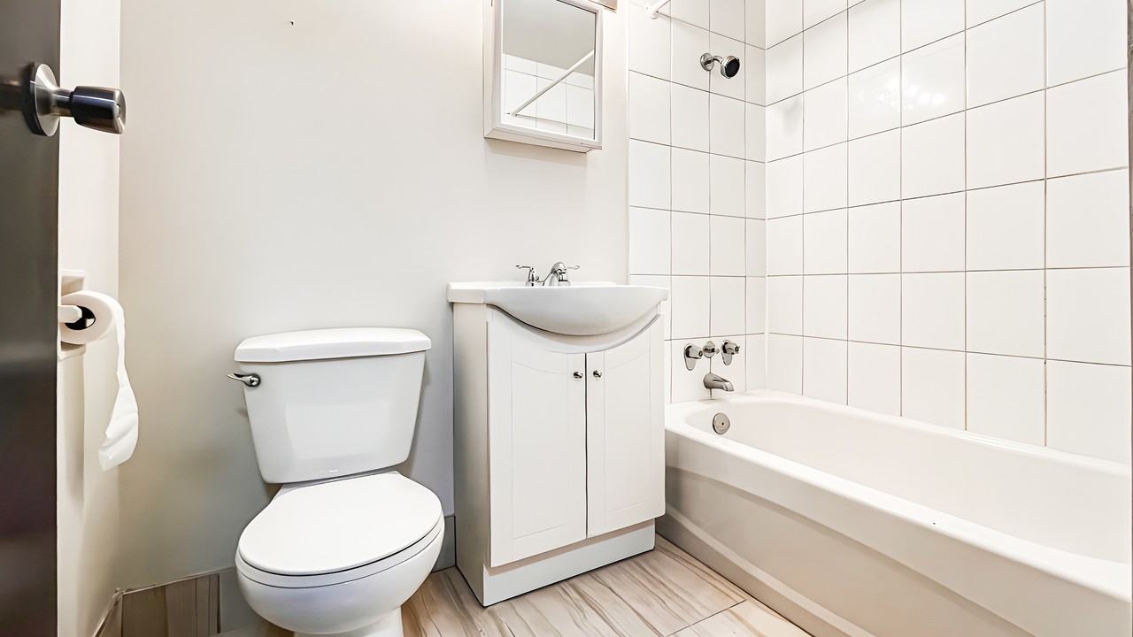 1925 Nelson Street #002 - Photo 7 of 16