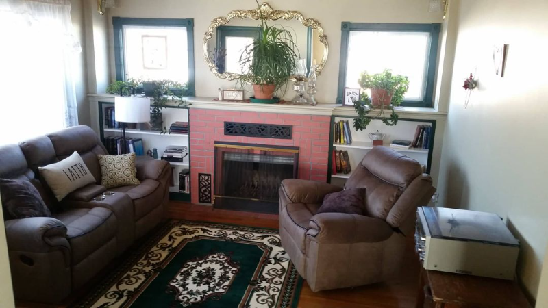 960 Main St - Photo 2 of 20