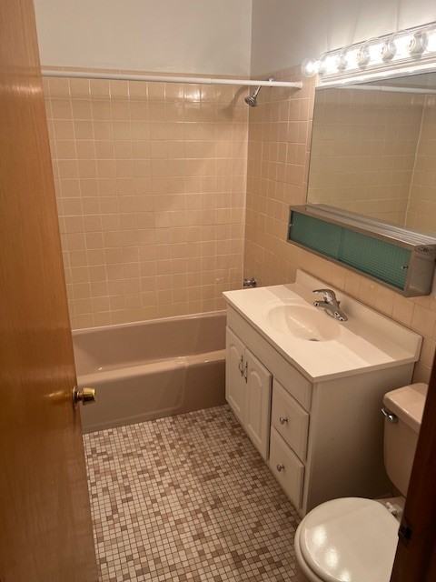 5450 West Bryn Mawr Avenue #10B - Photo 6 of 12
