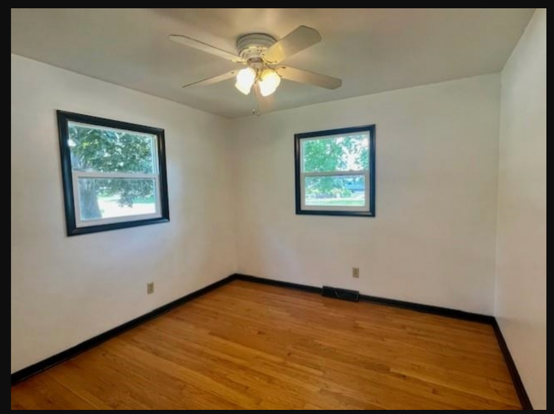 1873 E Post Rd - Photo 7 of 8