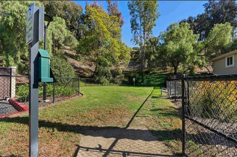 100 Sea Cliff Way - Photo 6 of 20