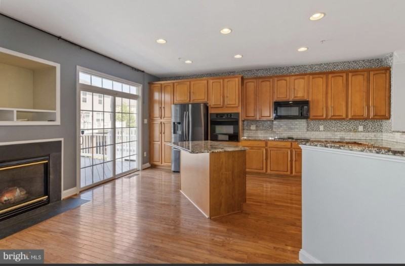 2609 Sour Dock Dr #1stFL - Photo 6 of 23