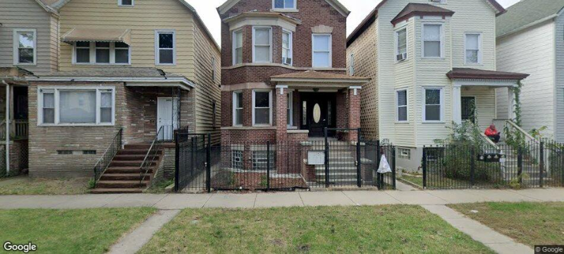 8220 S Coles Ave #1R - Photo 2 of 13