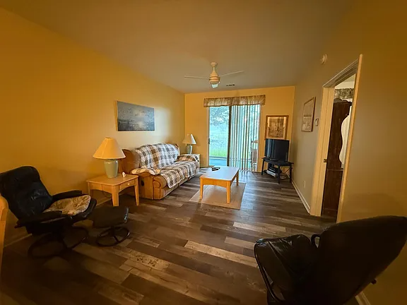 472 River Oaks Dr #59J - Photo 2 of 8