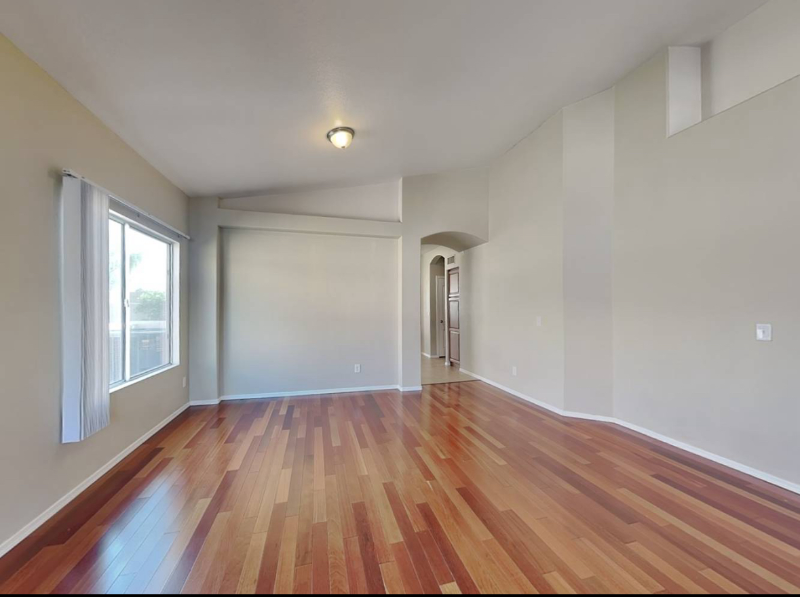 2508 N Silverado - Photo 3 of 11