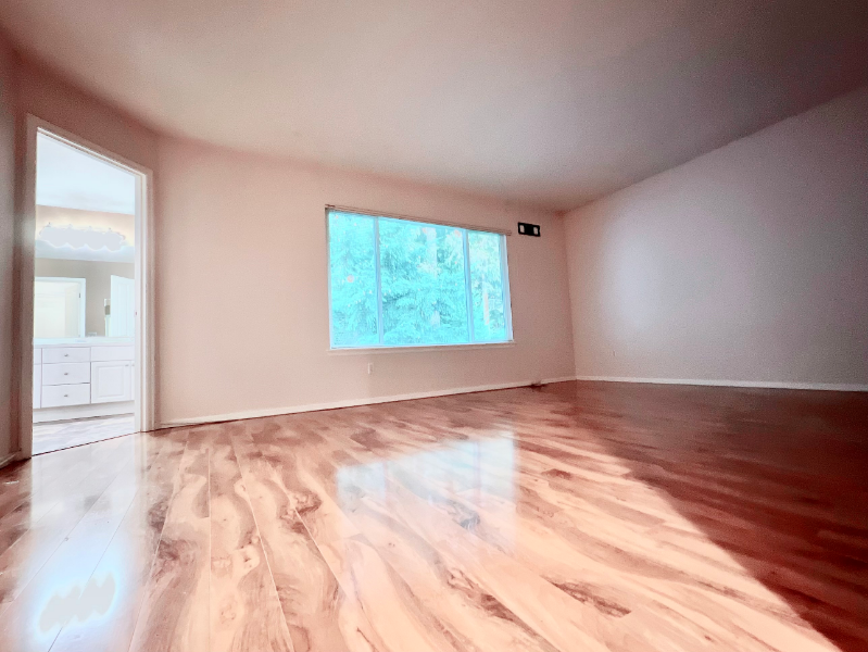 3319 162nd Pl Se - Photo 2 of 18