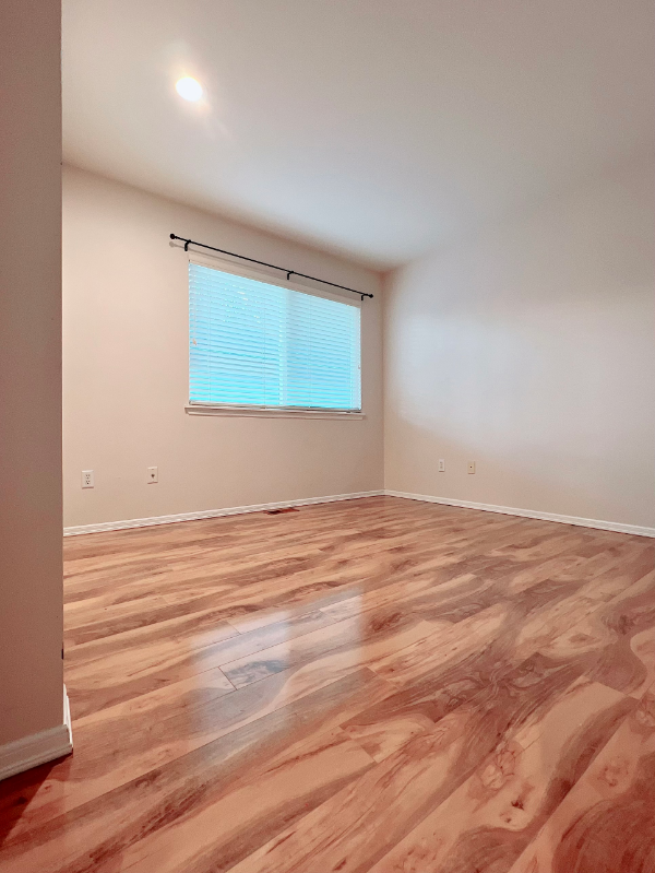 3319 162nd Pl Se - Photo 4 of 18