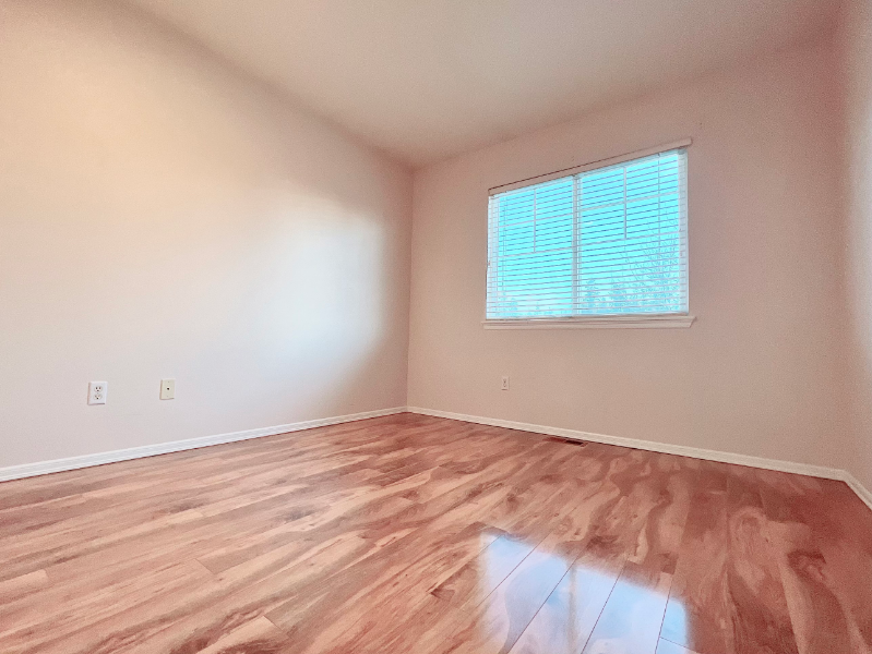 3319 162nd Pl Se - Photo 7 of 18