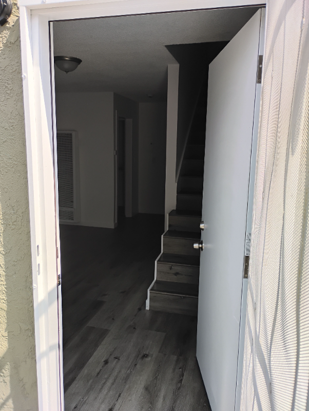 5939 S San Pedro St #5943-5 - Photo 2 of 13